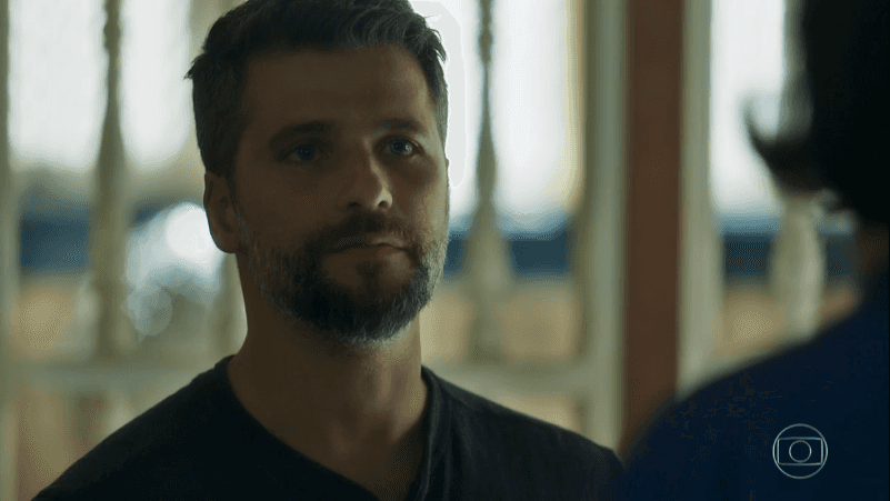 Gabriel (Bruno Gagliasso) em cena de O Sétimo Guardião (Foto: Reprodução/Globo) Gabriel (Bruno Gagliasso) em cena de O Sétimo Guardião (Foto: Reprodução/Globo)