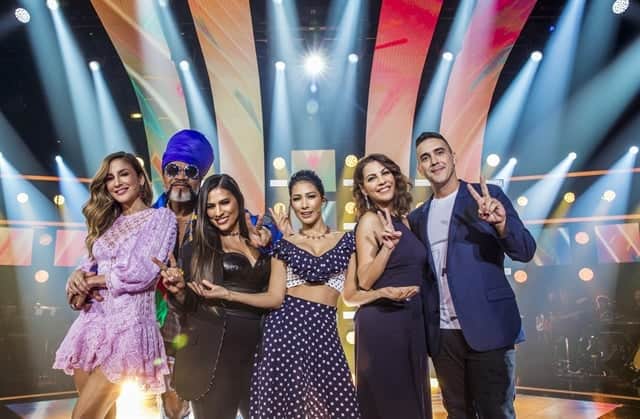 Claudia Leitte, Carlinhos Brown e Simone & Simaria com André Marques e Thalita Rebouças no The Voice Kids (Foto: Globo/João Miguel Júnior) Claudia Leitte, Carlinhos Brown e Simone & Simaria com André Marques e Thalita Rebouças no The Voice Kids (Foto: Globo/João Miguel Júnior)