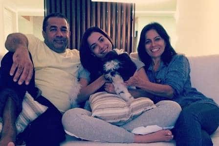 Anitta e os pais (Foto: Reprodução/Instagram) Anitta e os pais (Foto: Reprodução/Instagram)