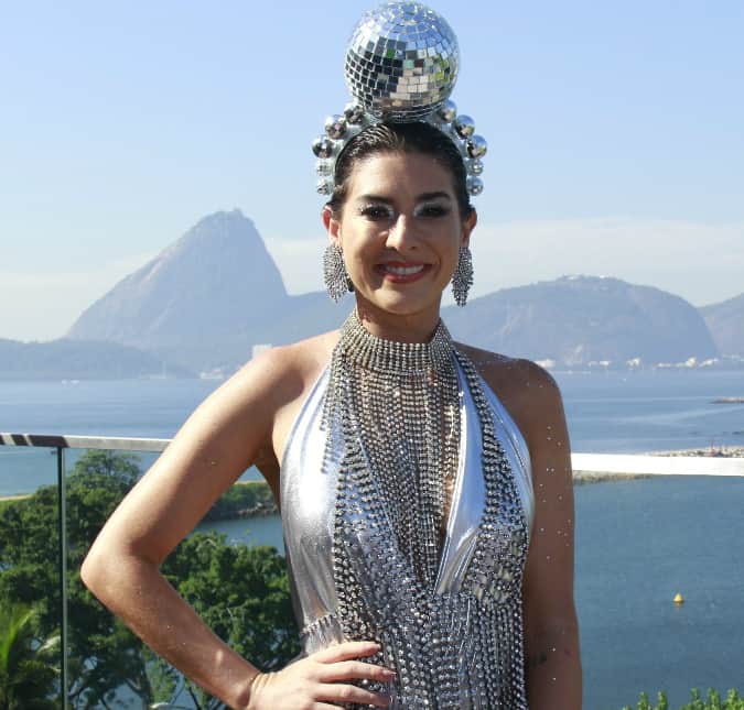 Fernanda Paes Lema esteve no Bloco da Preta Fernanda Paes Lema esteve no Bloco da Preta