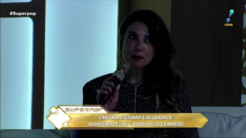 SuperPop sofre "apagão" ao vivo Luciana Gimenez (Foto: Reprodução) SuperPop sofre "apagão" ao vivo Luciana Gimenez (Foto: Reprodução)