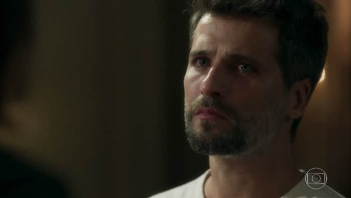 Gabriel (Bruno Gagliasso) em cena de O Sétimo Guardião (Foto: Reprodução/Globo) Gabriel (Bruno Gagliasso) em cena de O Sétimo Guardião (Foto: Reprodução/Globo)