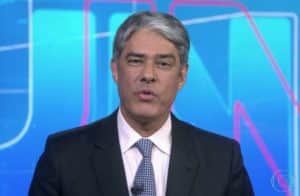 William Bonner no Jornal Nacional (Foto: Reprodução/Globo) William Bonner no Jornal Nacional (Foto: Reprodução/Globo)