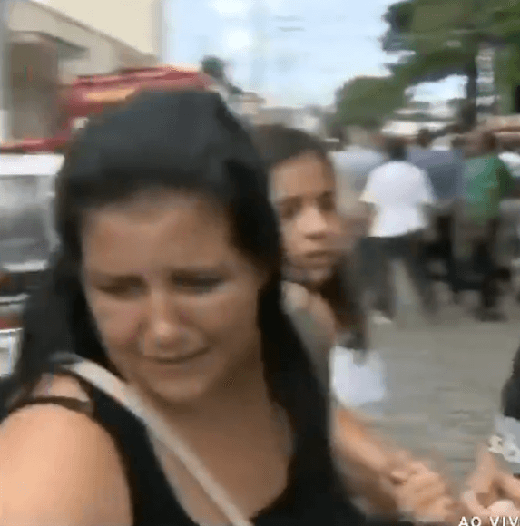 Mulher foi abordada pela repórter (Foto: Reprodução) Mulher foi abordada pela repórter (Foto: Reprodução)