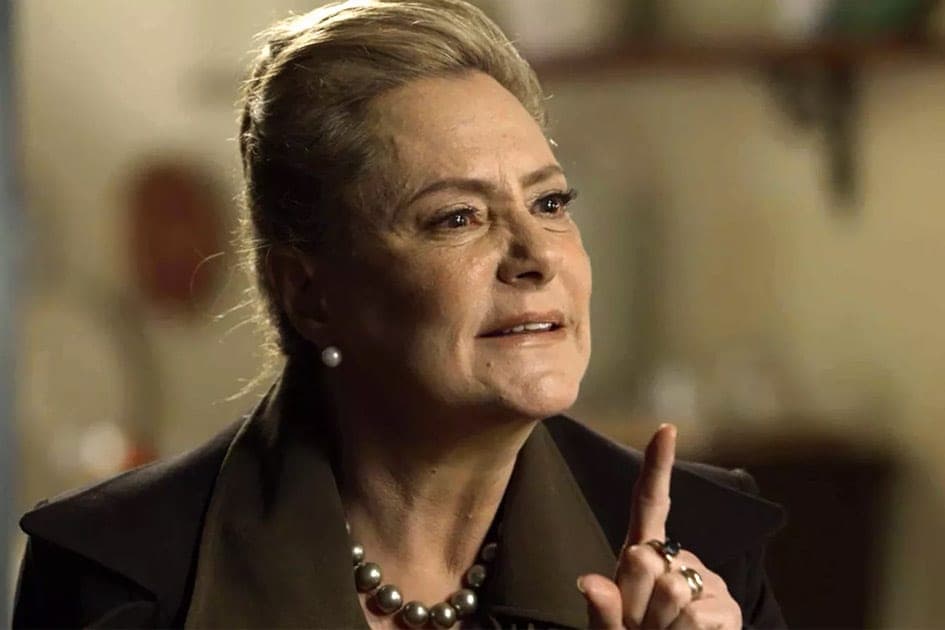 Mirtes em cena da novela O Sétimo Guardião, da Globo (Foto: Reprodução) Mirtes em cena da novela O Sétimo Guardião, da Globo (Foto: Reprodução)