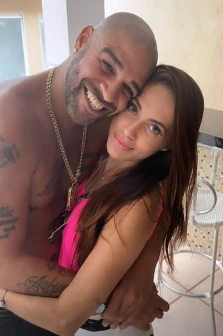Adriano Imperador apareceu ao lado de morena misteriosa (Foto: Reprodução/ Instagram) Adriano Imperador apareceu ao lado de morena misteriosa (Foto: Reprodução/ Instagram)