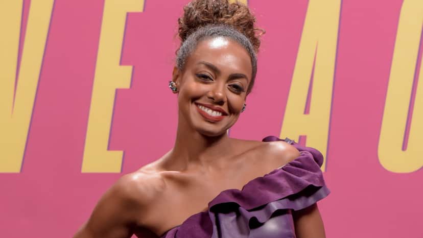A atriz Dandara Mariana durante a coletiva de Verão 90 (Foto: Divulgação) A atriz Dandara Mariana durante a coletiva de Verão 90 (Foto: Divulgação)