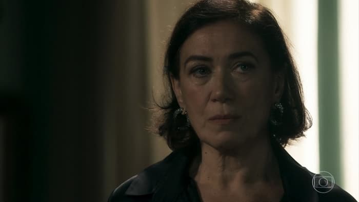 Lília Cabral (Valentina) em cena de O Sétimo Guardião (Foto: Reprodução/Globo) Lília Cabral (Valentina) em cena de O Sétimo Guardião (Foto: Reprodução/Globo)