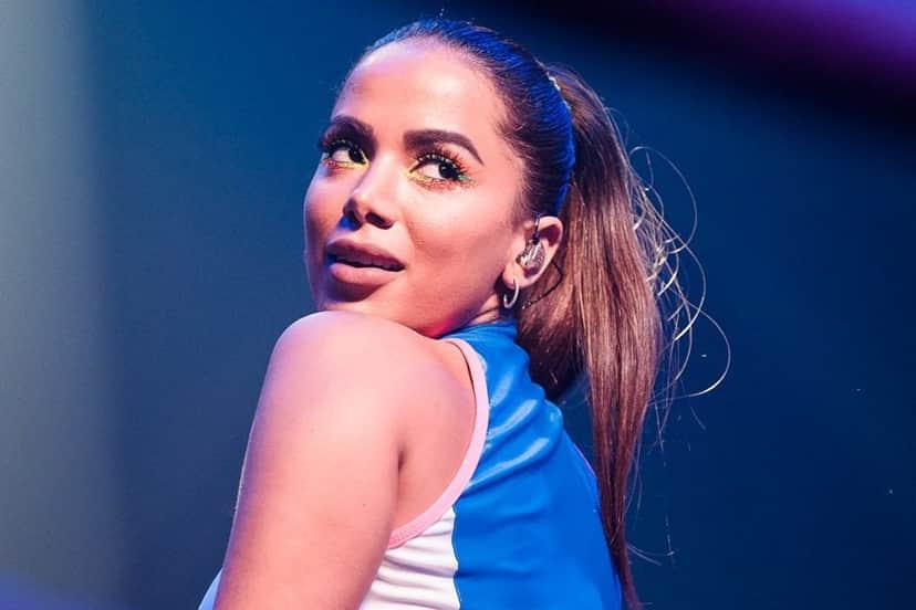 Anitta mostrou demais em foto em traje minúsculo (Foto: Mauricio Santana/Getty Images) Anitta mostrou demais em foto em traje minúsculo (Foto: Mauricio Santana/Getty Images)