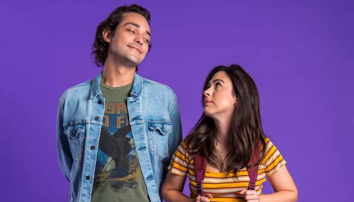 Eduardo Sterblitch e Tatá Werneck protagonizam Shippados, nova série da Globo. (Foto: Divulgação) Eduardo Sterblitch e Tatá Werneck protagonizam Shippados, nova série da Globo. (Foto: Divulgação)