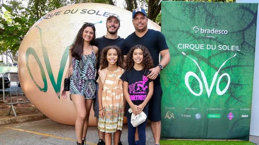 Ronaldo Fenômeno, seus três filhos e a namorada do mais velho, Ronald Ronaldo Fenômeno, seus três filhos e a namorada do mais velho, Ronald