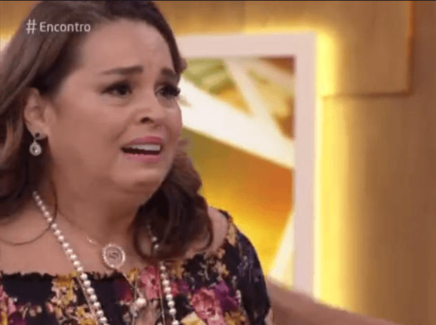 Suzy Rêgo no Encontro com Fátima Bernardes (Foto: Reprodução/ Globo) Suzy Rêgo no Encontro com Fátima Bernardes (Foto: Reprodução/ Globo)