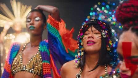 Eunice Baía e Gleici Damasceno participaram do clipe de Gaby Amarantos Foto: Reprodução/Youtube Eunice Baía e Gleici Damasceno participaram do clipe de Gaby Amarantos Foto: Reprodução/Youtube