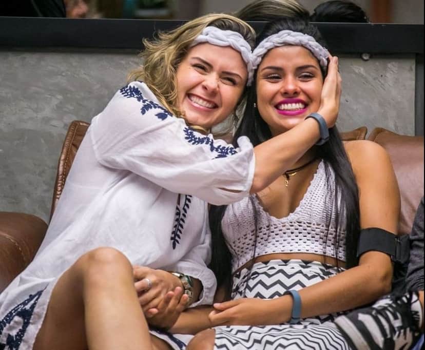 Munik Nunes e Nadja Pessoa briga na internet e falam sobre fim de amizade Munik Nunes e Nadja Pessoa briga na internet e falam sobre fim de amizade