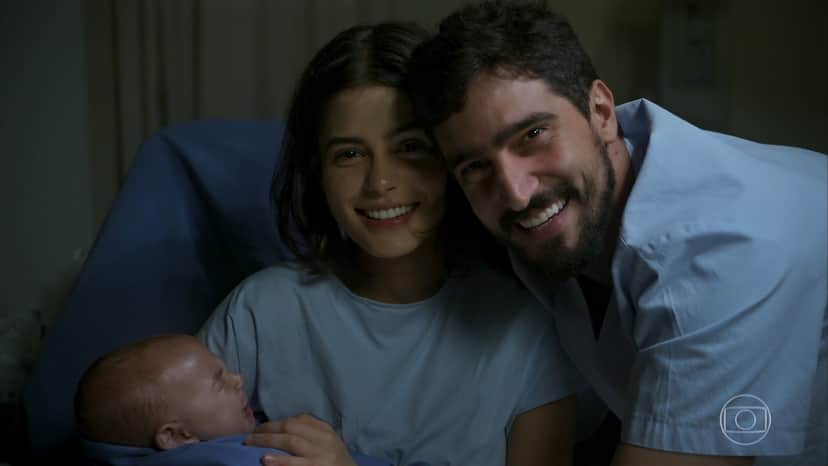 Nascimento de Raduan em Órfãos da Terra (Foto: Reprodução/ Globo) Nascimento de Raduan em Órfãos da Terra (Foto: Reprodução/ Globo)