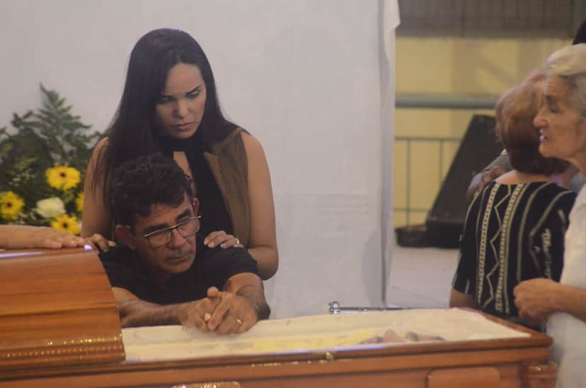 http://tvfoco.uai.com.br/wp-content/uploads/2015/05/Daniela-Mercury.jpg http://tvfoco.uai.com.br/wp-content/uploads/2015/05/Daniela-Mercury.jpg