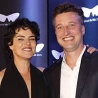 Atriz com o marido, Henrique Pinheiro. Atriz com o marido, Henrique Pinheiro.