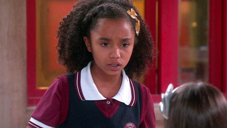 Kessya (Duda Pimenta) precisará de muita fora para superar o luto na novela do SBT As Aventuras de Poliana Kessya (Duda Pimenta) precisará de muita fora para superar o luto na novela do SBT As Aventuras de Poliana
