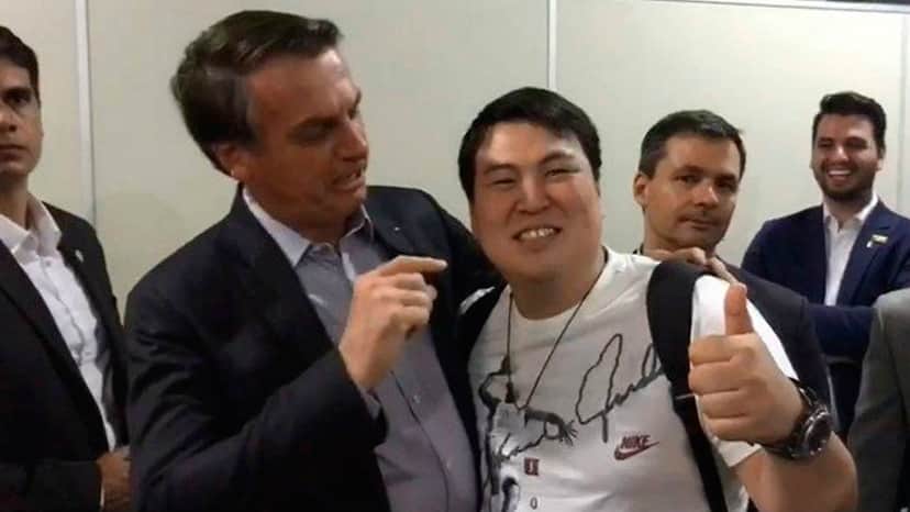 A Globo debochou de Jair Bolsonaro no Fantástico (Foto: Reprodução) A Globo debochou de Jair Bolsonaro no Fantástico (Foto: Reprodução)