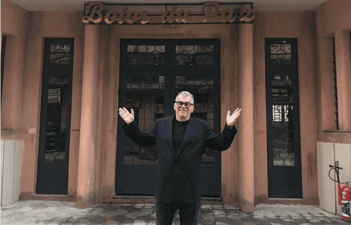 O autor Walcyr Carrasco na cidade cenográfica de A Dona do Pedaço (Foto: Reprodução/Instagram) O autor Walcyr Carrasco na cidade cenográfica de A Dona do Pedaço (Foto: Reprodução/Instagram)