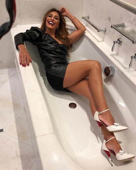 Juliana Paes em clique ousado na banheiro (Foto: Reprodução/Instagram) Juliana Paes em clique ousado na banheiro (Foto: Reprodução/Instagram)
