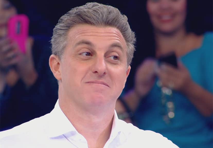 Luciano Huck é desmascarado (Foto: Reprodução/ Globo) Luciano Huck é desmascarado (Foto: Reprodução/ Globo)