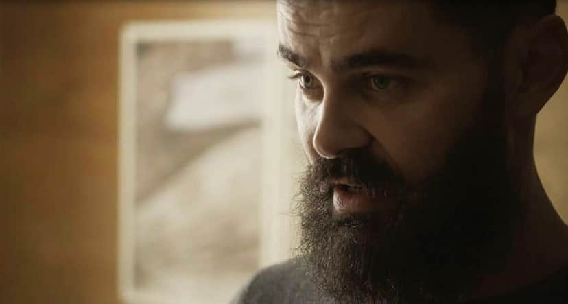 Paul em cena da novela das 18h da Globo, Órfãos da Terra (Foto: Reprodução) Paul em cena da novela das 18h da Globo, Órfãos da Terra (Foto: Reprodução)