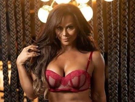 A famosa atriz da Globo ex-mulher de Belo, Viviane Araújo (Foto: Reprodução/ Instagram) A famosa atriz da Globo ex-mulher de Belo, Viviane Araújo (Foto: Reprodução/ Instagram)