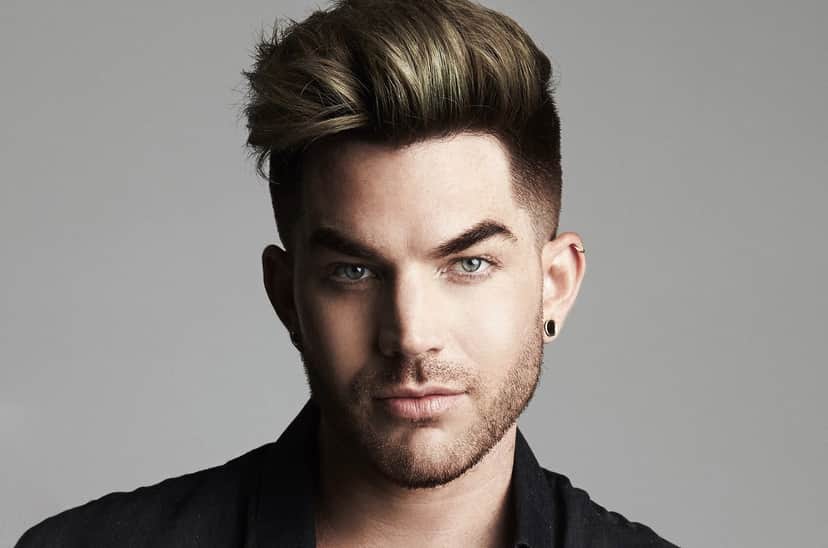 O cantor Adam Lambert falou sobre o preconceito que sofre por ser homossexual (Foto: Reprodução) O cantor Adam Lambert falou sobre o preconceito que sofre por ser homossexual (Foto: Reprodução)