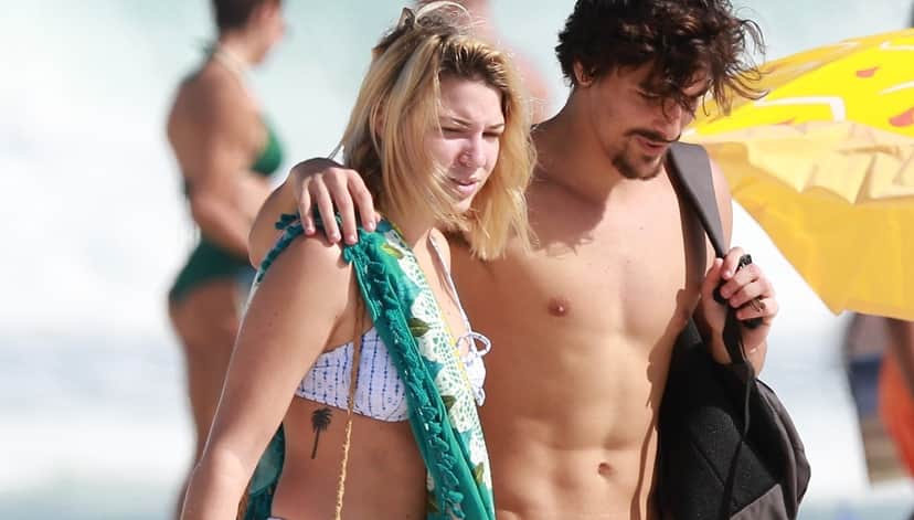 O ator Bruno Montaleone e a "loira" misteriosa amida de Sasha (Foto: Dilson Silva / AgNews) O ator Bruno Montaleone e a "loira" misteriosa amida de Sasha (Foto: Dilson Silva / AgNews)