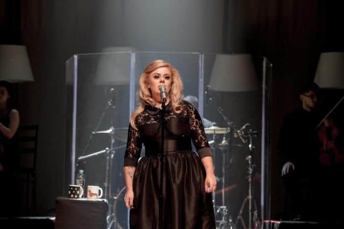 A cantora Stephanie Lii, conhecida como a ‘Adele gaúcha’, esteve no Encontro com Fátima Bernardes nesta segunda-feira A cantora Stephanie Lii, conhecida como a ‘Adele gaúcha’, esteve no Encontro com Fátima Bernardes nesta segunda-feira