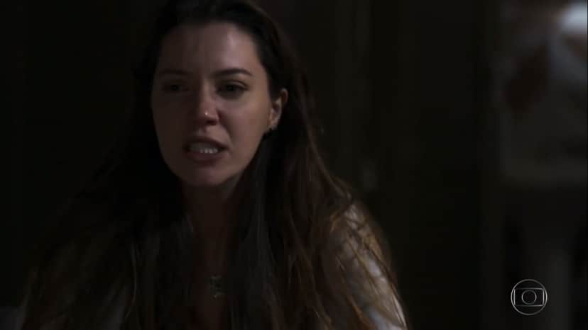 Fabiana surta em A Dona do Pedaço (Foto: Reprodução) Fabiana surta em A Dona do Pedaço (Foto: Reprodução)