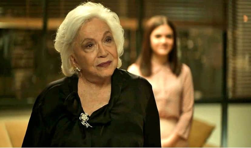 Glayds ficará cocada ao ver que Régis está com Maria da Paz (Foto: Reprodução) Glayds ficará cocada ao ver que Régis está com Maria da Paz (Foto: Reprodução)