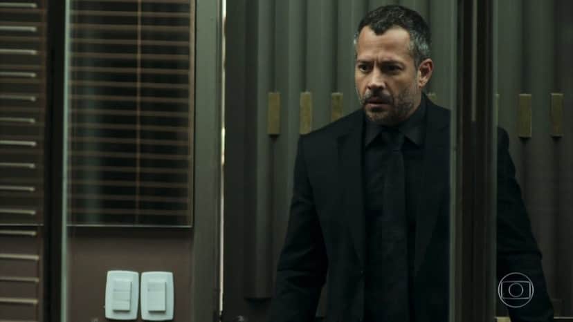 Agno (Malvino Salvador) terá uma tremenda surpresa em A Dona do Pedaço da Globo Agno (Malvino Salvador) terá uma tremenda surpresa em A Dona do Pedaço da Globo