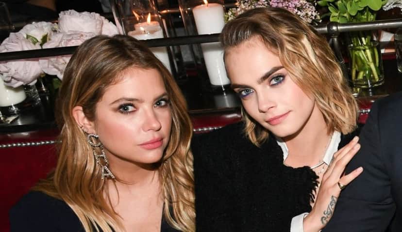 Cara Delevingne e Ashley Benson assumiram o namoro (Foto: Reprodução) Cara Delevingne e Ashley Benson assumiram o namoro (Foto: Reprodução)