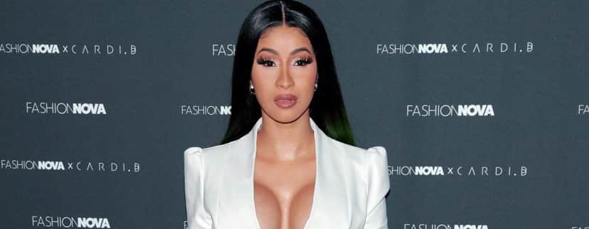 A rapper Cardi B passou por um sufoco em um show e teve que abandonar o palco (Foto: Reprodução) A rapper Cardi B passou por um sufoco em um show e teve que abandonar o palco (Foto: Reprodução)