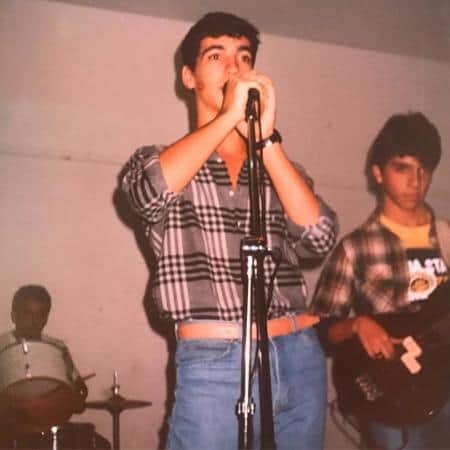 César Tralli roqueiro nos anos 1980 (Foto: Reprodução/ Instagram) César Tralli roqueiro nos anos 1980 (Foto: Reprodução/ Instagram)