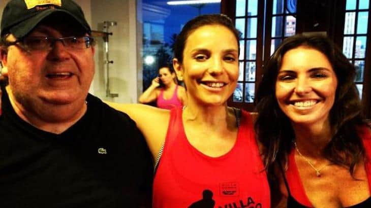 Glenda Kozlowski abandona pai que vive pobreza profunda nas ruas e ele faz grande revelação: "não quero virar pedinte" Glenda Kozlowski abandona pai que vive pobreza profunda nas ruas e ele faz grande revelação: "não quero virar pedinte"