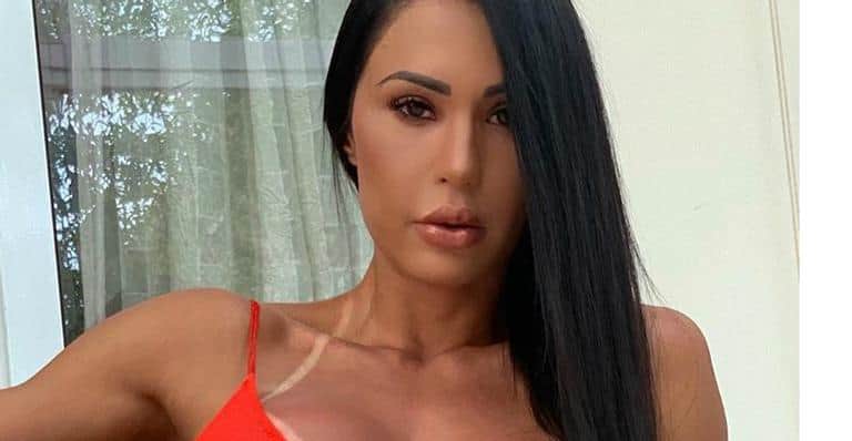 A modelo Gracyanne Barbosa fatura alto (Foto: Reprodução/ Instagram) A modelo Gracyanne Barbosa fatura alto (Foto: Reprodução/ Instagram)