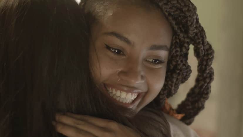 bissexual Jaqueline (Gabz) chorará ao ver Milena (Giovanna Rispoli) em sua casa na novela Malhação Toda Forma de Amar na Globo (Foto: Reprodução/Gshow) bissexual Jaqueline (Gabz) chorará ao ver Milena (Giovanna Rispoli) em sua casa na novela Malhação Toda Forma de Amar na Globo (Foto: Reprodução/Gshow)