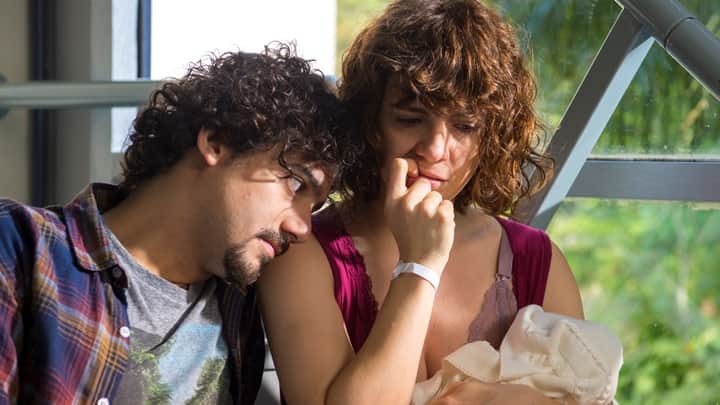 Renata Gaspar ao lado de George Sauma na série Pais de Primeira, da Globo. (Foto: Divulgação) Renata Gaspar ao lado de George Sauma na série Pais de Primeira, da Globo. (Foto: Divulgação)