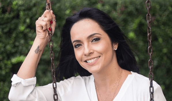 Izabella Camargo voltou à TV Globo por causa de uma liminar da Justiça entregue ao RH da emissora (Foto: Reprodução/Instagram) Izabella Camargo voltou à TV Globo por causa de uma liminar da Justiça entregue ao RH da emissora (Foto: Reprodução/Instagram)