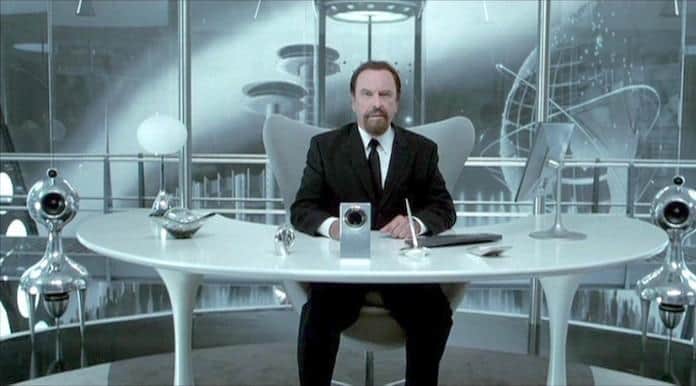 O filme Homens de Preto foi um dos quais Rip Torn mais se destacou e sua carreira; Ele se destacou também com o personagem Arthur em outra produção O filme Homens de Preto foi um dos quais Rip Torn mais se destacou e sua carreira; Ele se destacou também com o personagem Arthur em outra produção