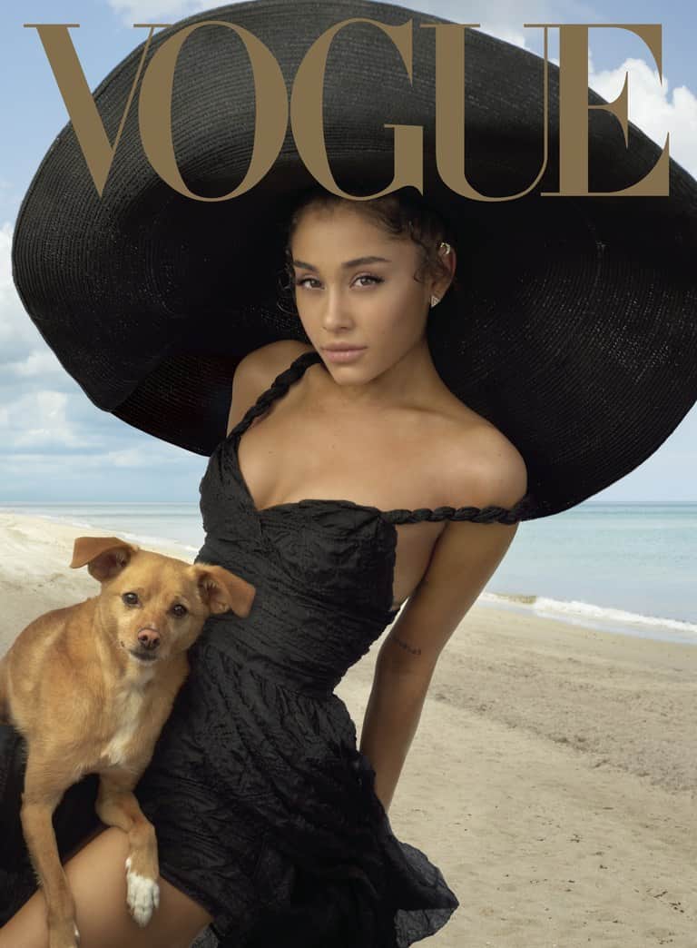 Ariana Grande na capa da revista Vogue (Foto: Reprodução) Ariana Grande na capa da revista Vogue (Foto: Reprodução)