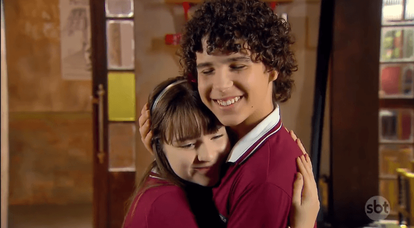 Poliana (Sophia Valverde) e João (Igor Jansen) em cena na novela As Aventuras de Poliana, do SBT. (Foto: Reprodução) Poliana (Sophia Valverde) e João (Igor Jansen) em cena na novela As Aventuras de Poliana, do SBT. (Foto: Reprodução)