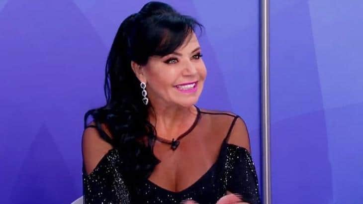 Flor conta histórias de Silvio Santos e fala de briga com Lívia Andrade: "não preciso agradar" Flor conta histórias de Silvio Santos e fala de briga com Lívia Andrade: "não preciso agradar"