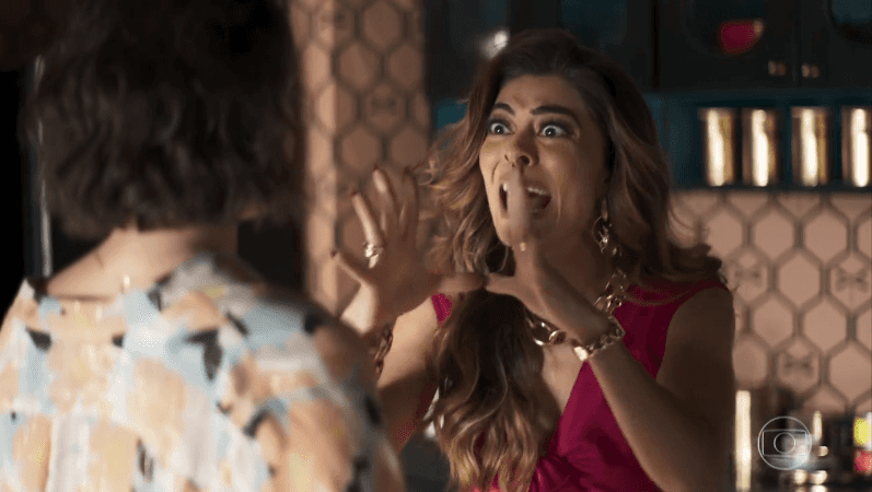 Maria da Paz (Juliana Paes) perderá o controle ao flagrar traição de Régis e Josiane em A Dona do Pedaço (Foto: Reprodução/Globo) Maria da Paz (Juliana Paes) perderá o controle ao flagrar traição de Régis e Josiane em A Dona do Pedaço (Foto: Reprodução/Globo)