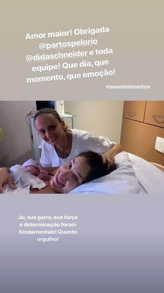 Nasce a filha da campeã olímpica, Fabi Alvim, e de sua esposa, Julia Silva (Foto Reprodução/Instagram) Nasce a filha da campeã olímpica, Fabi Alvim, e de sua esposa, Julia Silva (Foto Reprodução/Instagram)