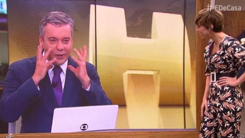 O jornalista Roberto Kovalik em diálogo com Ana Furtado (Foto: Reprodução) O jornalista Roberto Kovalik em diálogo com Ana Furtado (Foto: Reprodução)