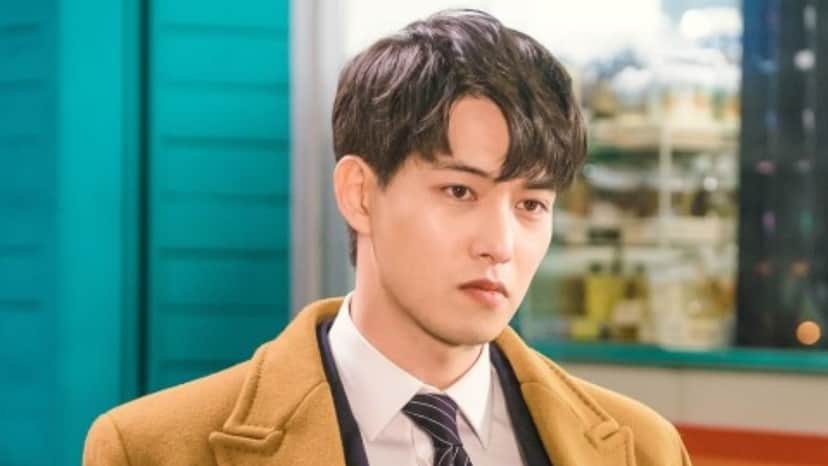 O cantor Lee Jong Hyun, fou expulso do grupo K-POP (Foto: Reprodução) O cantor Lee Jong Hyun, fou expulso do grupo K-POP (Foto: Reprodução)